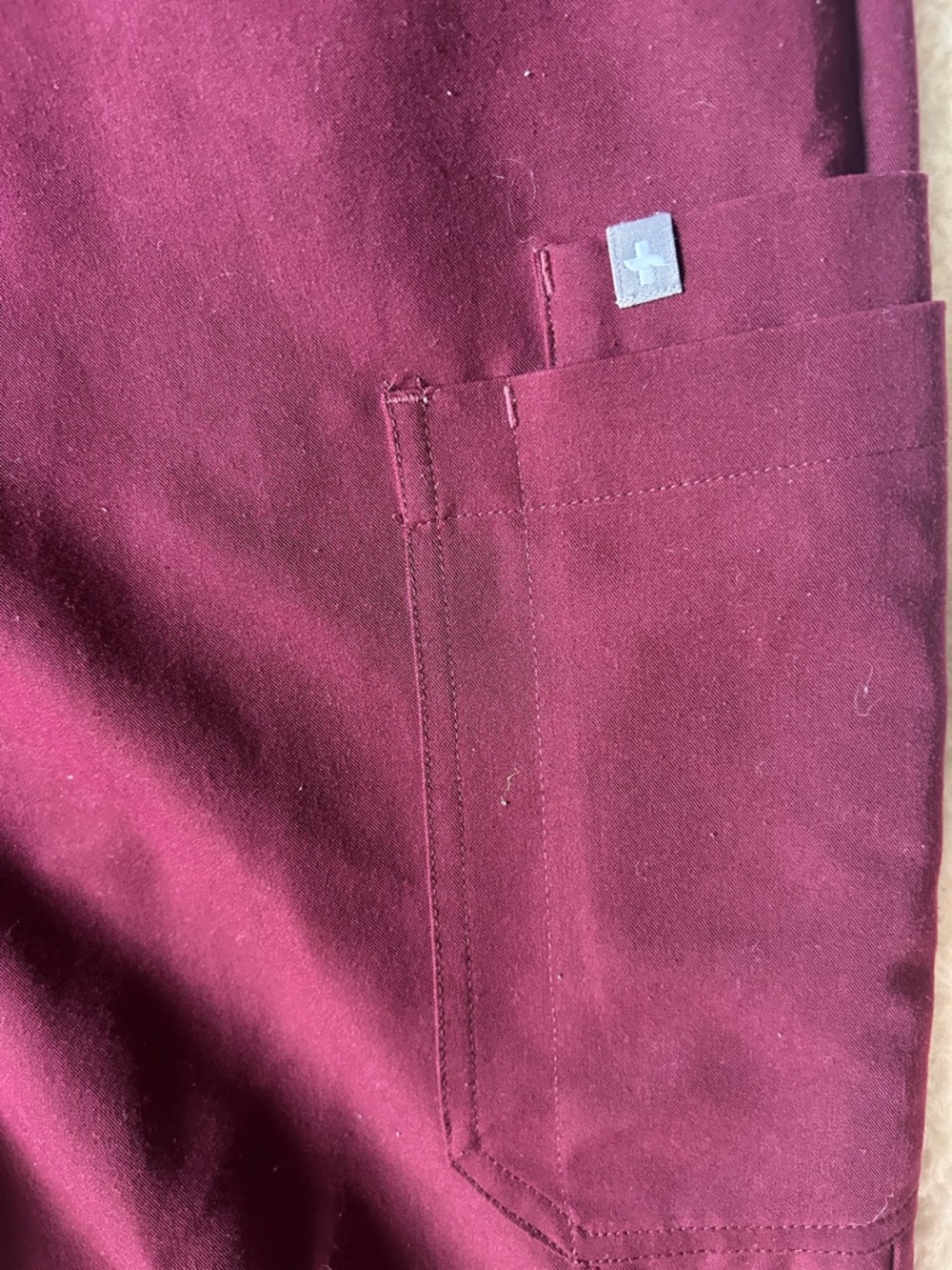 FIGS Women's Burgundy Drawstring Joggers - Picture 3 of 7